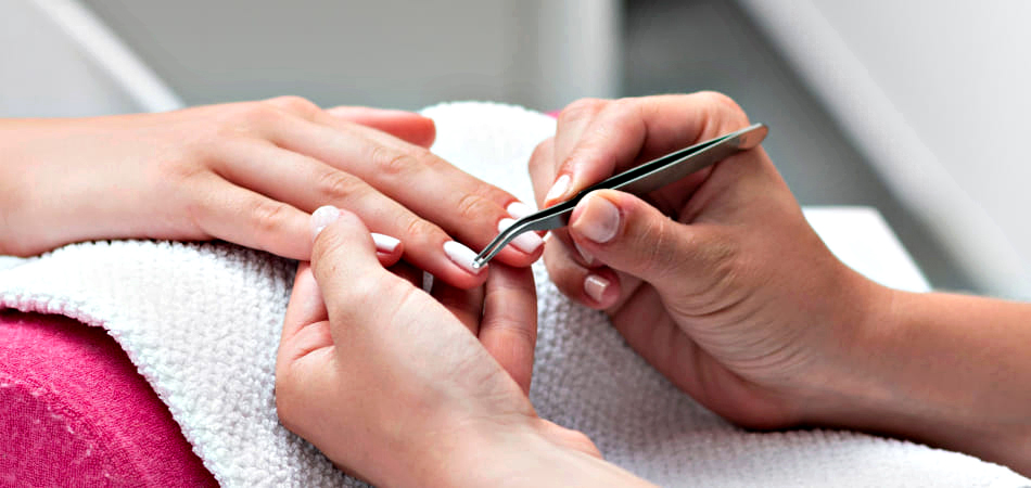 Què és la manicura i pedicura professional?