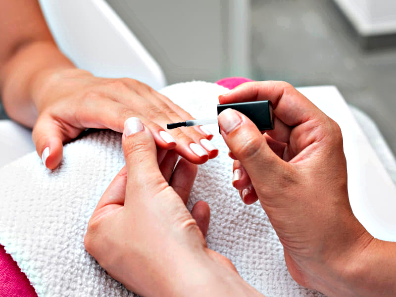 Què és la manicura i pedicura professional?